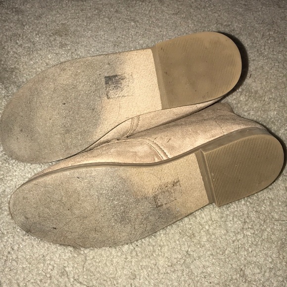 Tan lace up booties - Picture 3 of 3